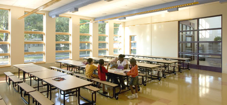 Montessori_-_Cafeteria.jpg