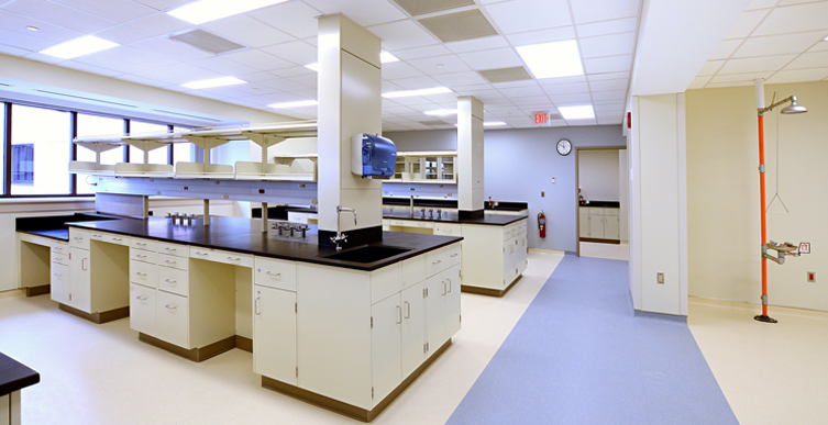 AMC_CRF_NIH_Labs_1.jpg